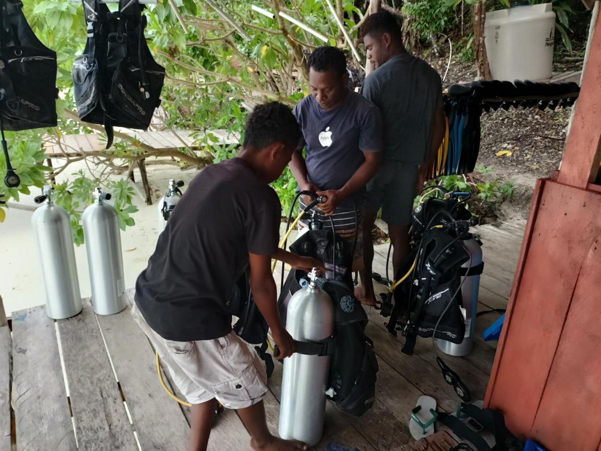 Warahnus Dive Homestay Kri Exterior foto